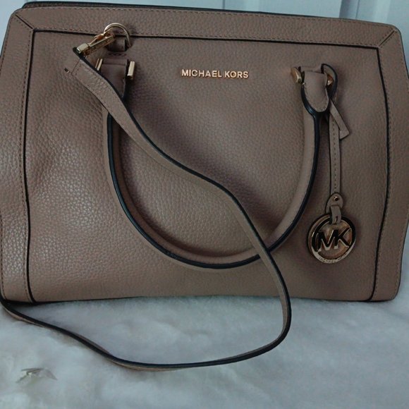 MICHAEL KORS COLLINS SATCHEL - Picture 9 of 10